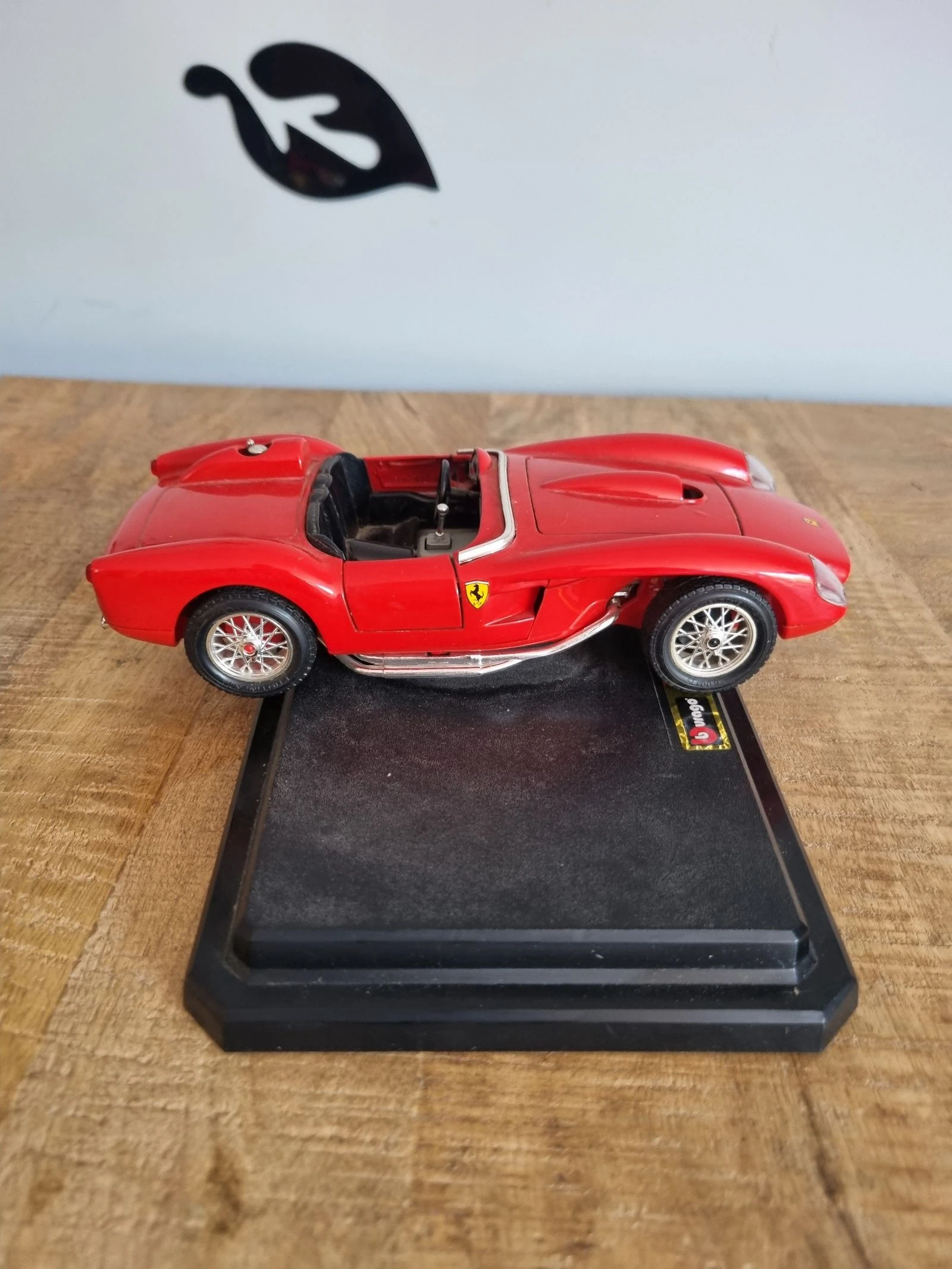 Miniatuurauto Bburago Ferrari 250 Testa Rossa (1957) - Schaal 1/24 – photo 4
